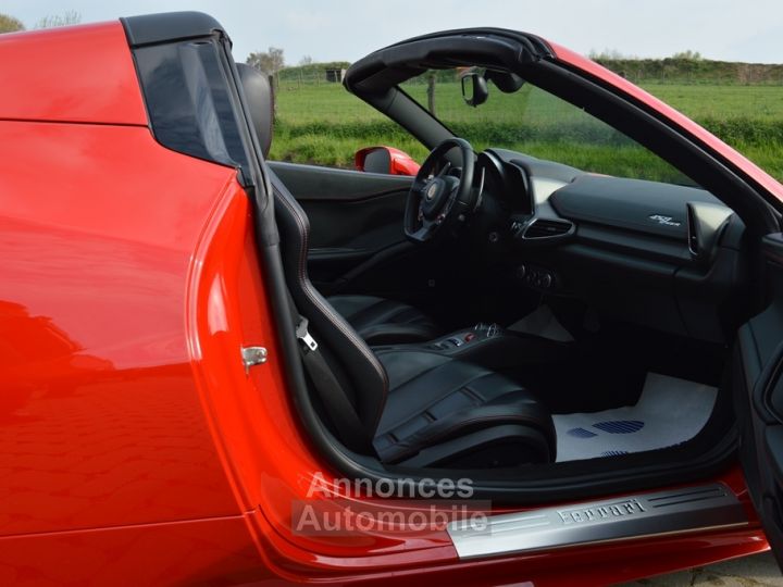 Ferrari 458 Italia Spider 4.5 V8 570ch 65.000 km !! Superbe état ! - 6