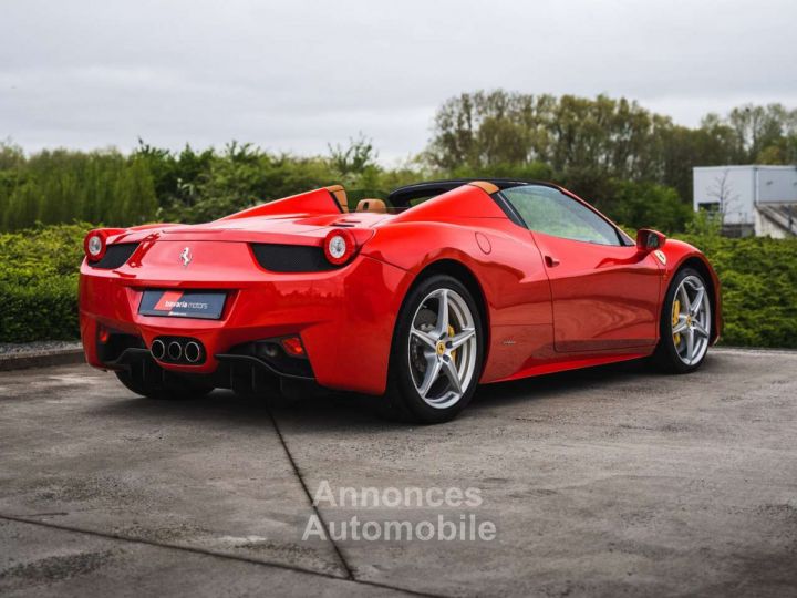 Ferrari 458 Spider Rosso Corsa Cuoio 13.630 KM! - 11