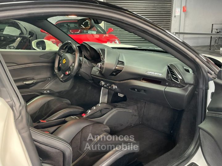 Ferrari 488 GTB - Origine France POZZI - Sièges Racing - Pack Carbone Extérieur Et Intérieur - Jupes Latérales En Carbone - Becquet AR Carbone - Gar. 12 Mois - 24