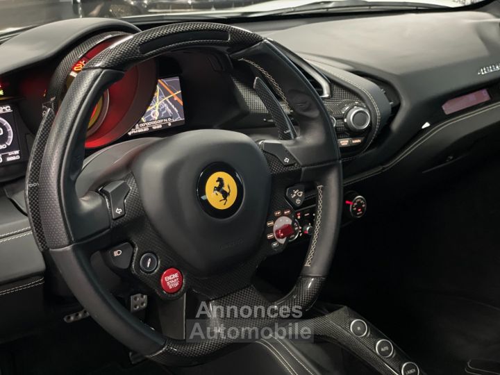 Ferrari 488 GTB - Origine France POZZI - Sièges Racing - Pack Carbone Extérieur Et Intérieur - Jupes Latérales En Carbone - Becquet AR Carbone - Gar. 12 Mois - 27