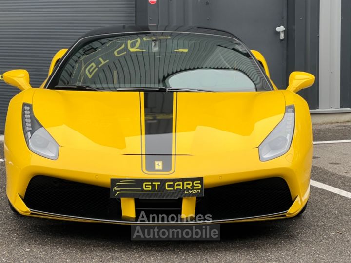 Ferrari 488 GTB Ferrari 488 GTB - LOA 1 757 Euros Par Mois - Volant LED - Sièges Racing - Carbone - 2