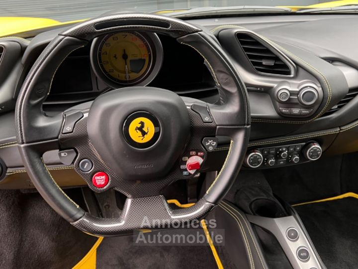 Ferrari 488 GTB Ferrari 488 GTB - LOA 1 757 Euros Par Mois - Volant LED - Sièges Racing - Carbone - 8