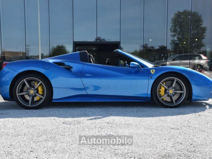 Ferrari 488 Spider 3.9 Turbo V8 F1 (EU6c) LIFT CARBON - 5