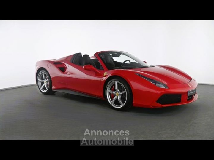 Ferrari 488 Spider V8 3.9 T 670ch - 18