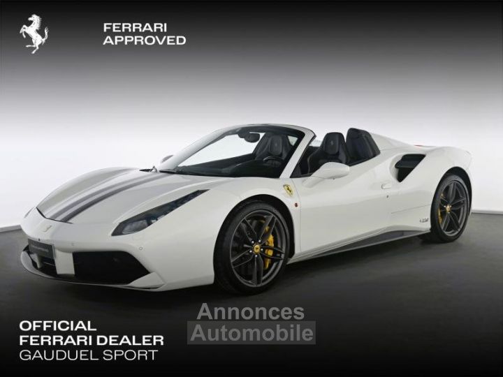 Ferrari 488 Spider V8 3.9 T 670ch - 1