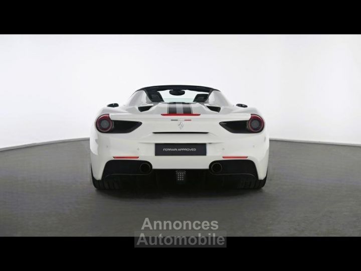 Ferrari 488 Spider V8 3.9 T 670ch - 5