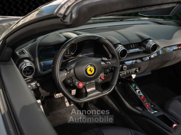 Ferrari 812 Superfast Ferrari 812 GTS - Pack Intérieur Carbone - Volant LED Carbone - Sièges Daytona - 4