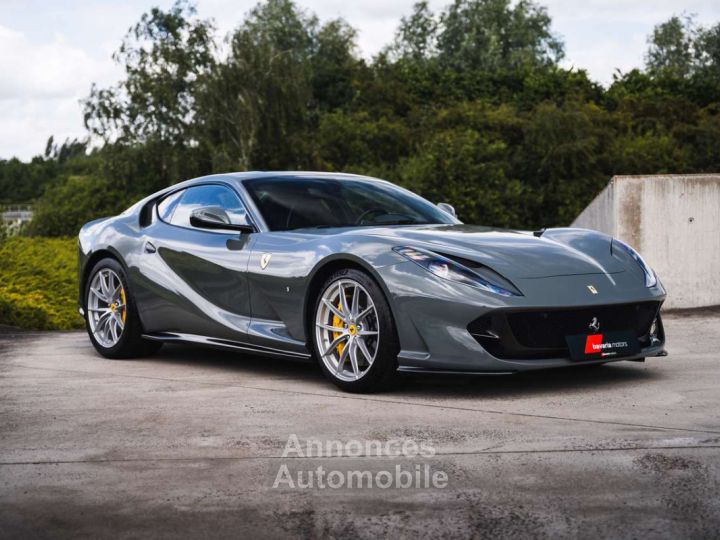 Ferrari 812 Superfast Full Leather Carbon - 1