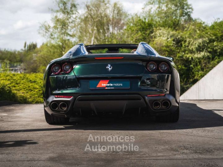 Ferrari 812 Superfast GTS Verde Zeltweg Carbon Racing Seats - 15