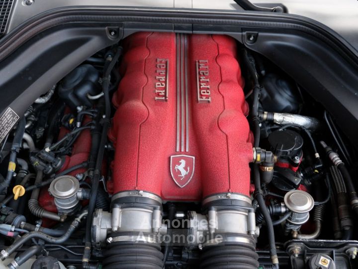 Ferrari California V8 - 27