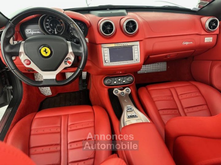 Ferrari California V8 4.3 - 8