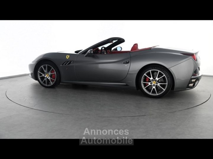 Ferrari California V8 4.3 - 16