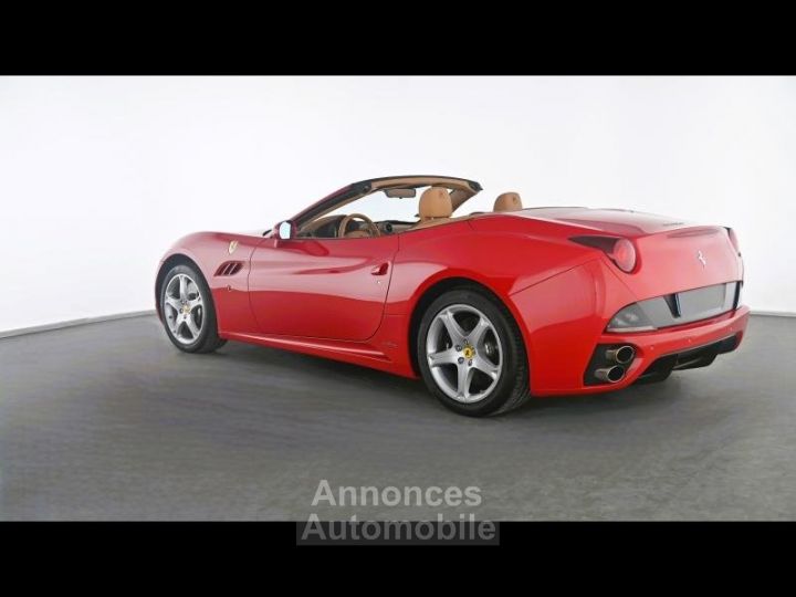 Ferrari California V8 4.3 - 16