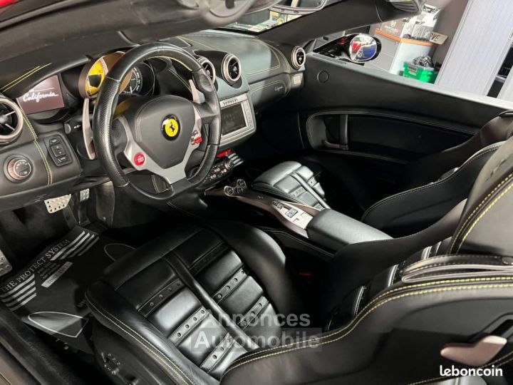 Ferrari California V8 4.3 460 Full Black -Daytona-45000 Km -4 places - 9