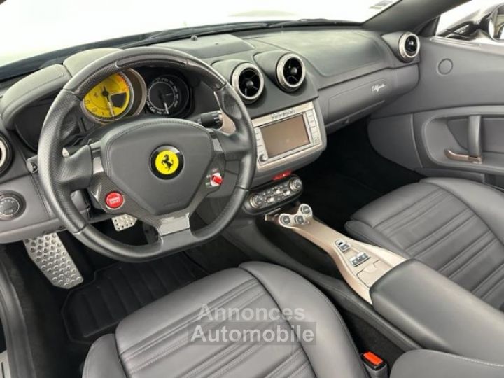 Ferrari California V8 4.3 490 - 8