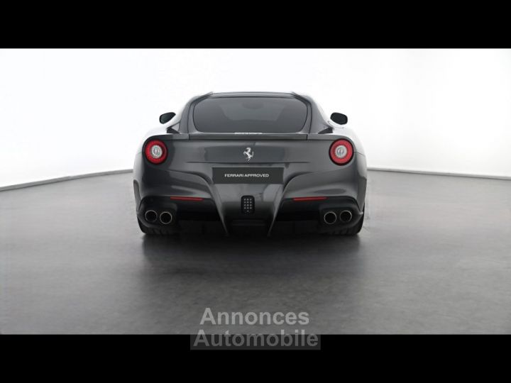 Ferrari F12 Berlinetta V12 6.3 740ch - 4