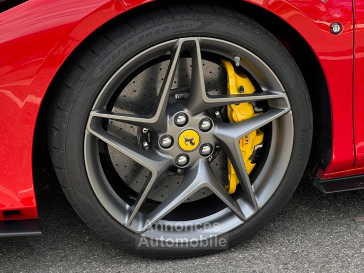 Ferrari F8 Tributo Ferrari F8 Tributo - LOA 1 757,62 euros par mois - Volant LED Carbone - Lift - échappement Sport - Ecran Display passager - 3