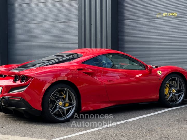 Ferrari F8 Tributo Ferrari F8 Tributo - LOA 1 757,62 euros par mois - Volant LED Carbone - Lift - échappement Sport - Ecran Display passager - 6