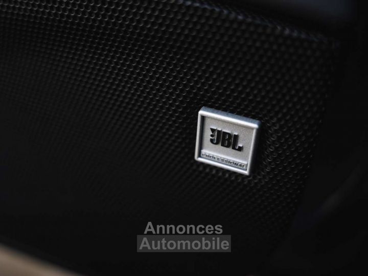 Ferrari F8 Tributo Grigio Scuro JBL Camera Alcantara Warranty - 23