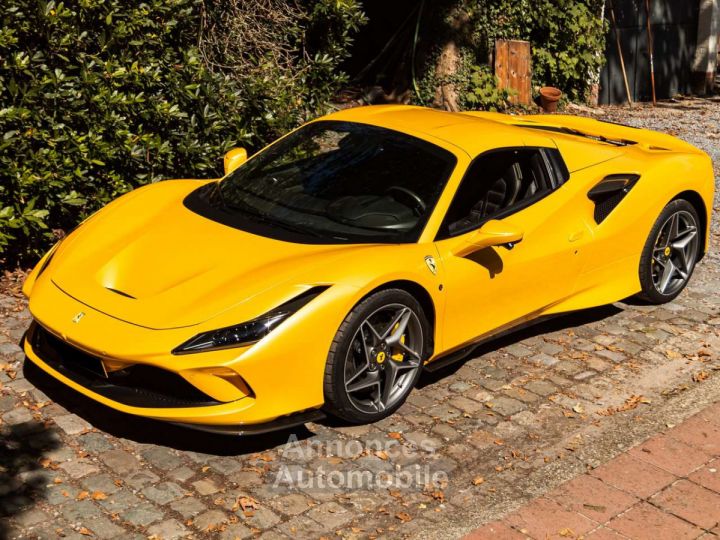 Ferrari F8 Tributo Spider Giallo Triplo Strato-Full Carbon-Belgian car - 4