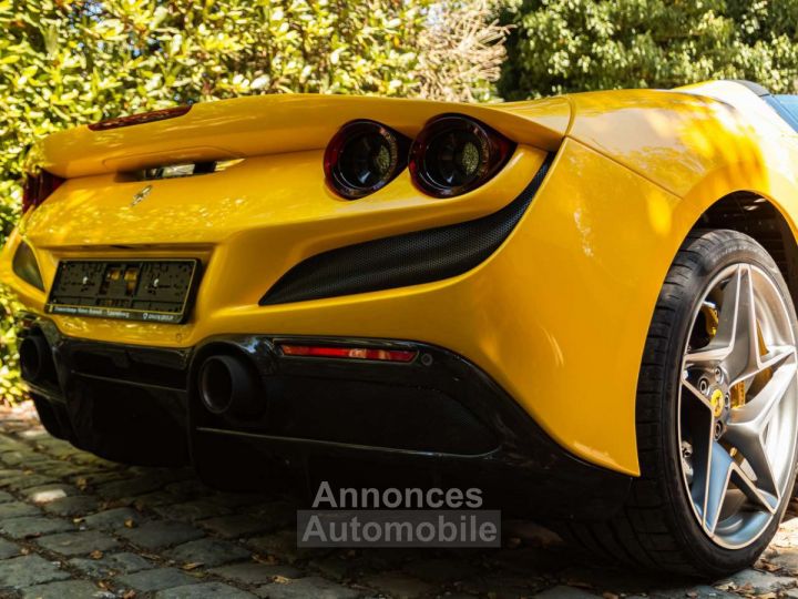 Ferrari F8 Tributo Spider Giallo Triplo Strato-Full Carbon-Belgian car - 6