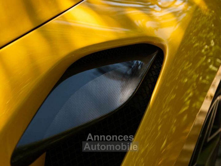 Ferrari F8 Tributo Spider Giallo Triplo Strato-Full Carbon-Belgian car - 16