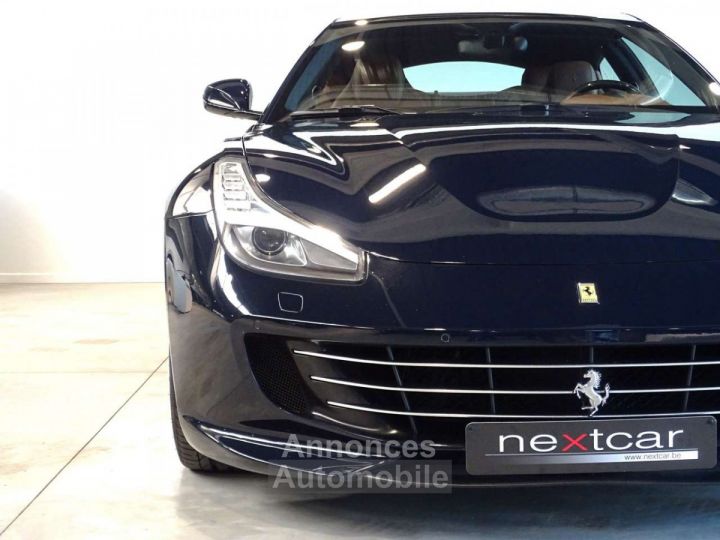 Ferrari GTC4 Lusso 6.3i V12 - 9