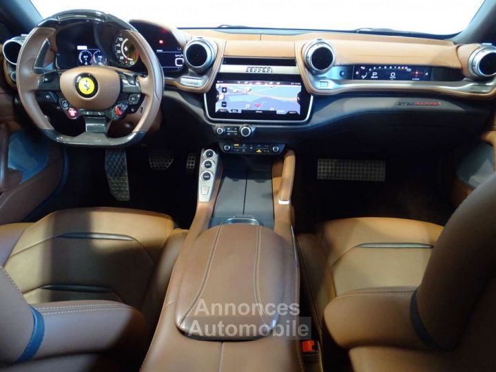 Ferrari GTC4 Lusso 6.3i V12 - 20