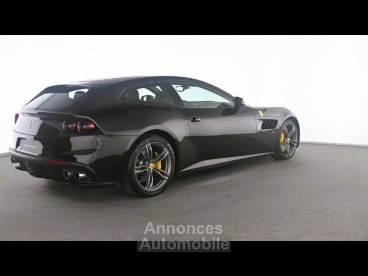 Ferrari GTC4 Lusso GTC4Lusso V12 6.3 690ch - 2