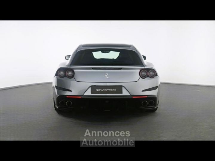 Ferrari GTC4 Lusso GTC4Lusso V12 6.3 690ch - 4