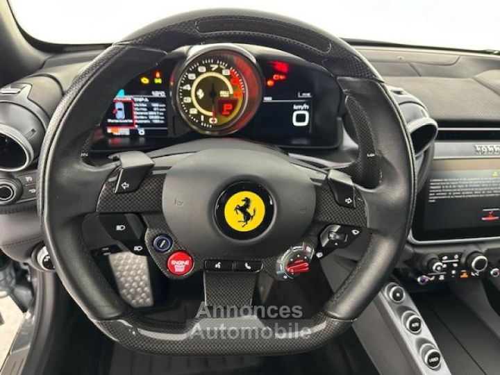 Ferrari GTC4 Lusso GTC4Lusso V12 6.3 690ch - 12