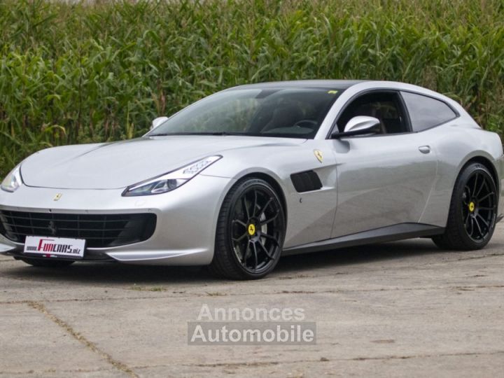 Ferrari GTC4 Lusso T - 1