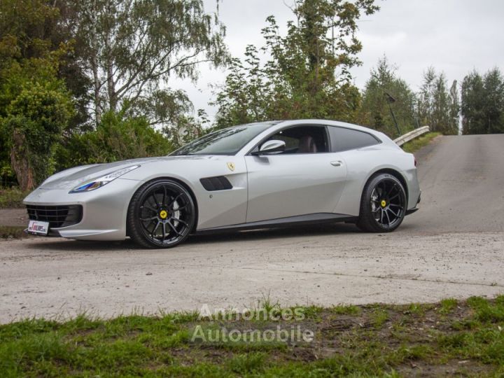 Ferrari GTC4 Lusso T - 2