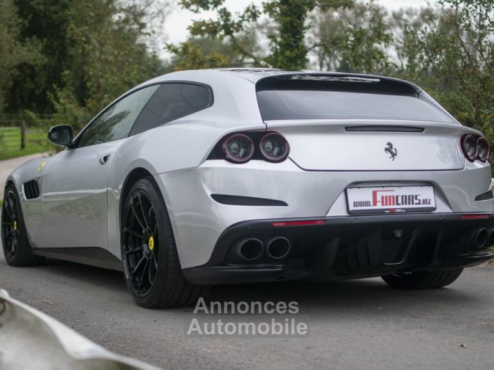 Ferrari GTC4 Lusso T - 6