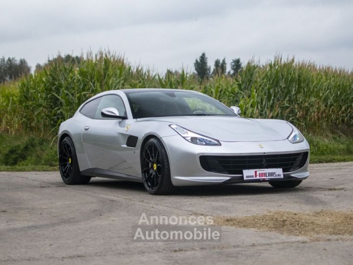 Ferrari GTC4 Lusso T - 12