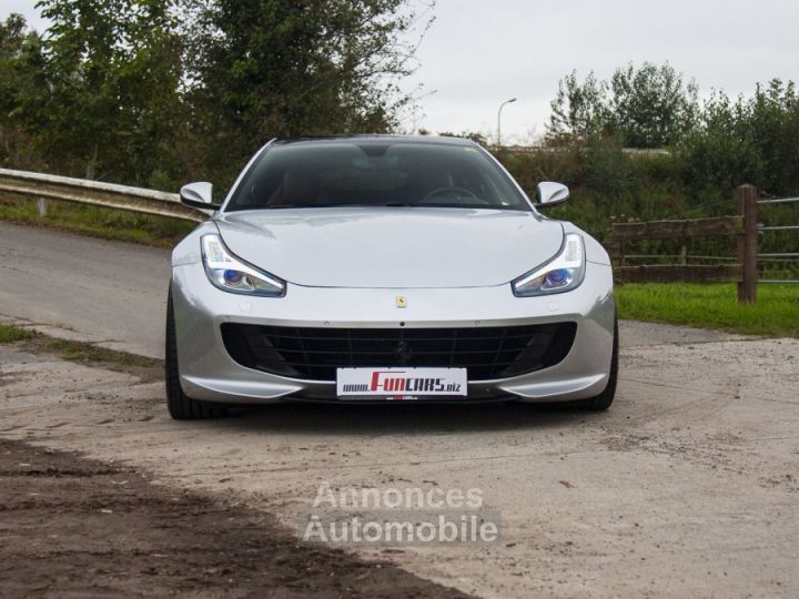 Ferrari GTC4 Lusso T - 15