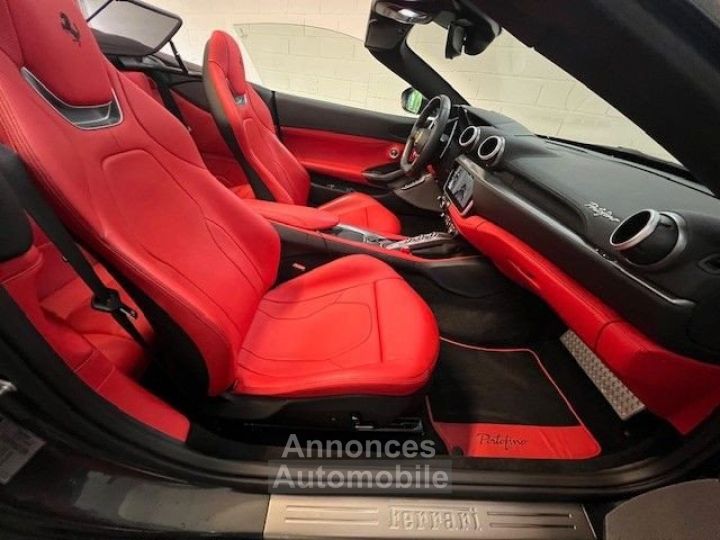 Ferrari Portofino 3.9 T V8 DCT -1Hand - 13