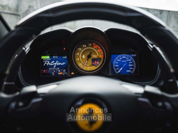 Ferrari Portofino Carbon Passenger Display Camera - 10
