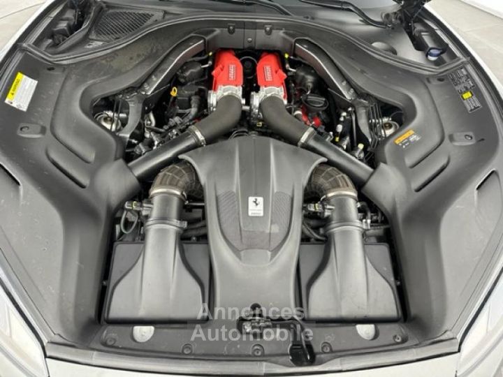 Ferrari Portofino V8 3.9 T 600ch - 11