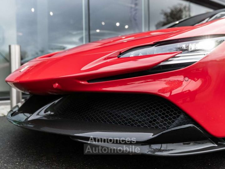 Ferrari SF90 Stradale ROSSO CORSA 'FULL CARBON' - 14