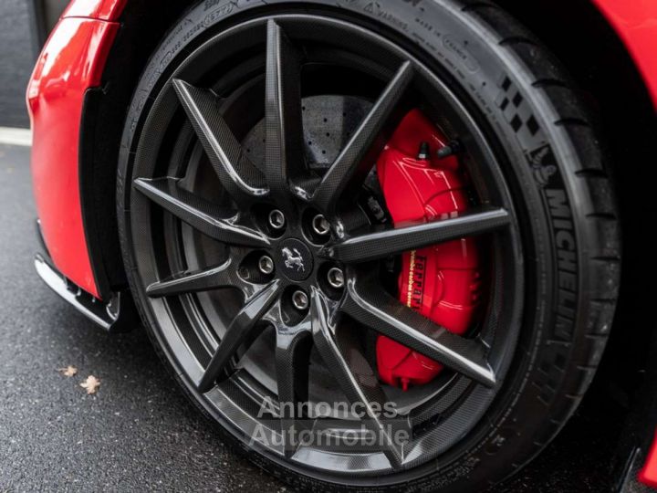 Ferrari SF90 Stradale ROSSO CORSA 'FULL CARBON' - 15