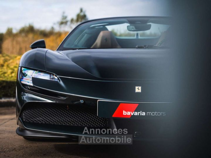 Ferrari SF90 Stradale Spider 1st Owner- Lift Verde Zeltweg Carbon - 3