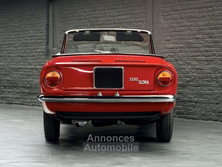 Fiat 850 Spider Vignale - 3