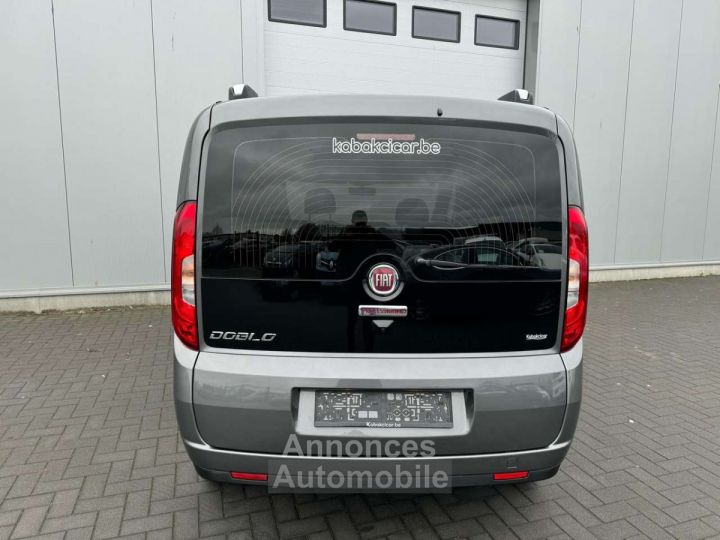 Fiat Doblo 1.6 MJET -- 5 places faible kilométrage - 5