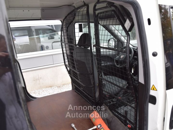 Fiat Doblo Cargo Maxi 1.4i Benzine - 15