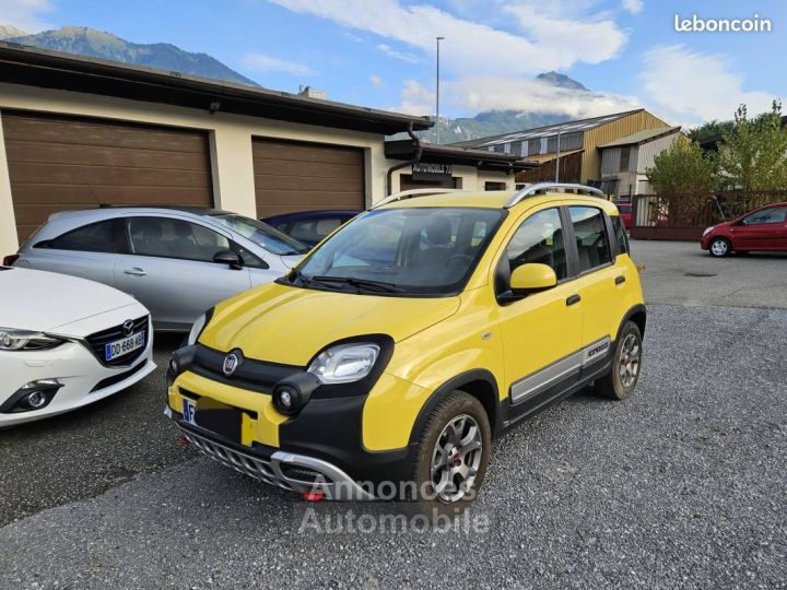 Fiat Panda 1.2 8v 69ch S&S City Cross Plus 2019 Euro6D - 1