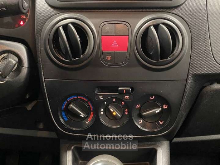 Fiat Qubo 1.4i Lounge 1erMAIN -CLIM -RDR RECUL- ETAT NEUF - 15