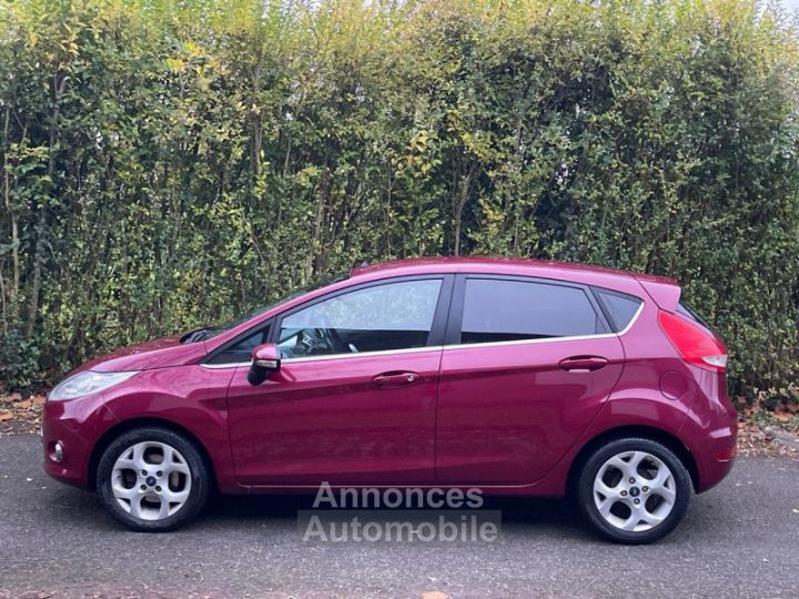 Ford Fiesta 1.4 TDCI 68CH TITANIUM 129.000KM - 5 PORTES - GARANTIE - 5