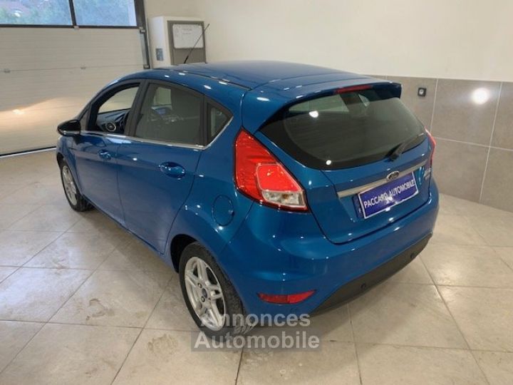 Ford Fiesta 1.5 TDCI 75CV EDITION 5PORTES - 2