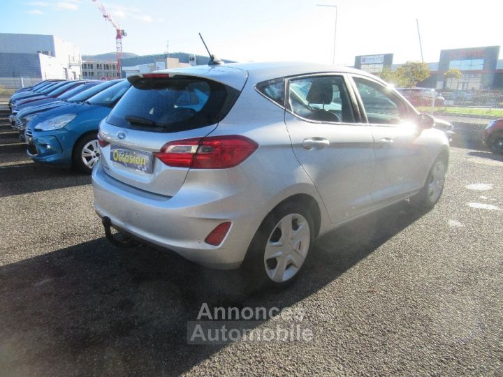 Ford Fiesta 1.5 TDCi 85 ch SetS BVM6 Connect Business - 4